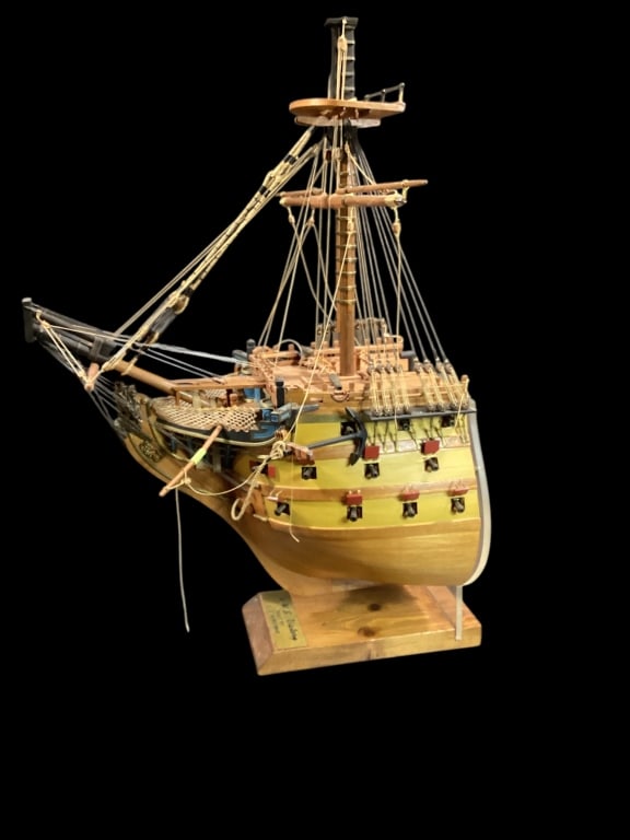 HMS Victory Bow Mantau Model 746 (1 of 6)