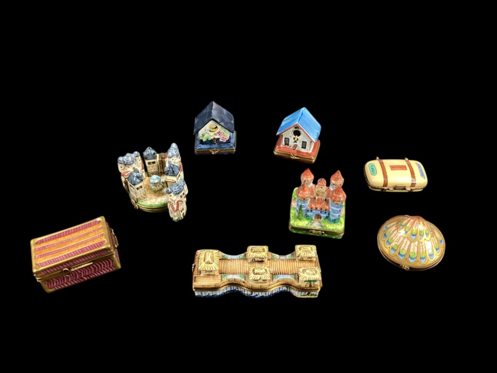 Eight Porcelain Trinket Boxes (1 of 8)