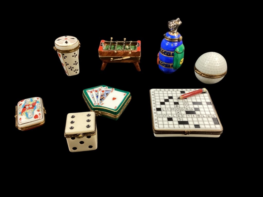 Eight Porcelain Trinket Boxes (1 of 7)