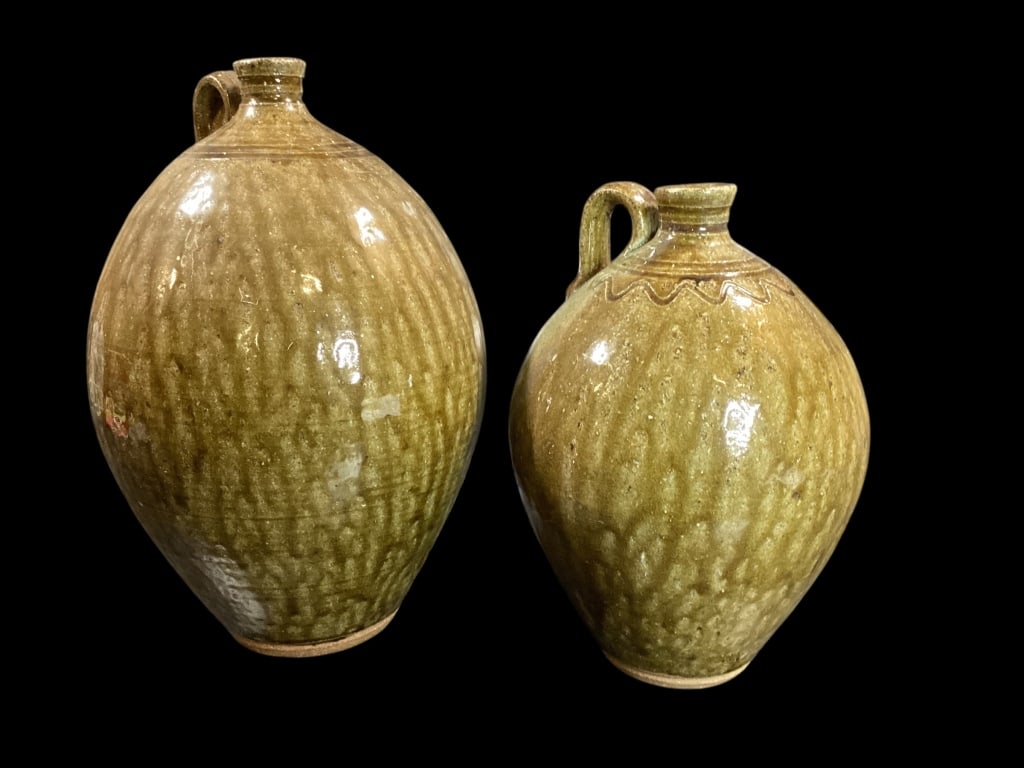 Two Kim Ellington Pottery Jugs (1 of 7)