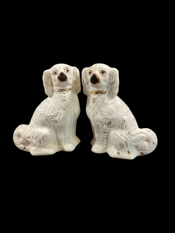 Pair Staffordshire Spaniels (1 of 4)