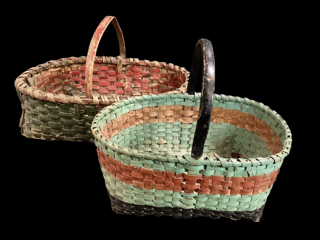 Two Painted Country Baskets (1 of 8)