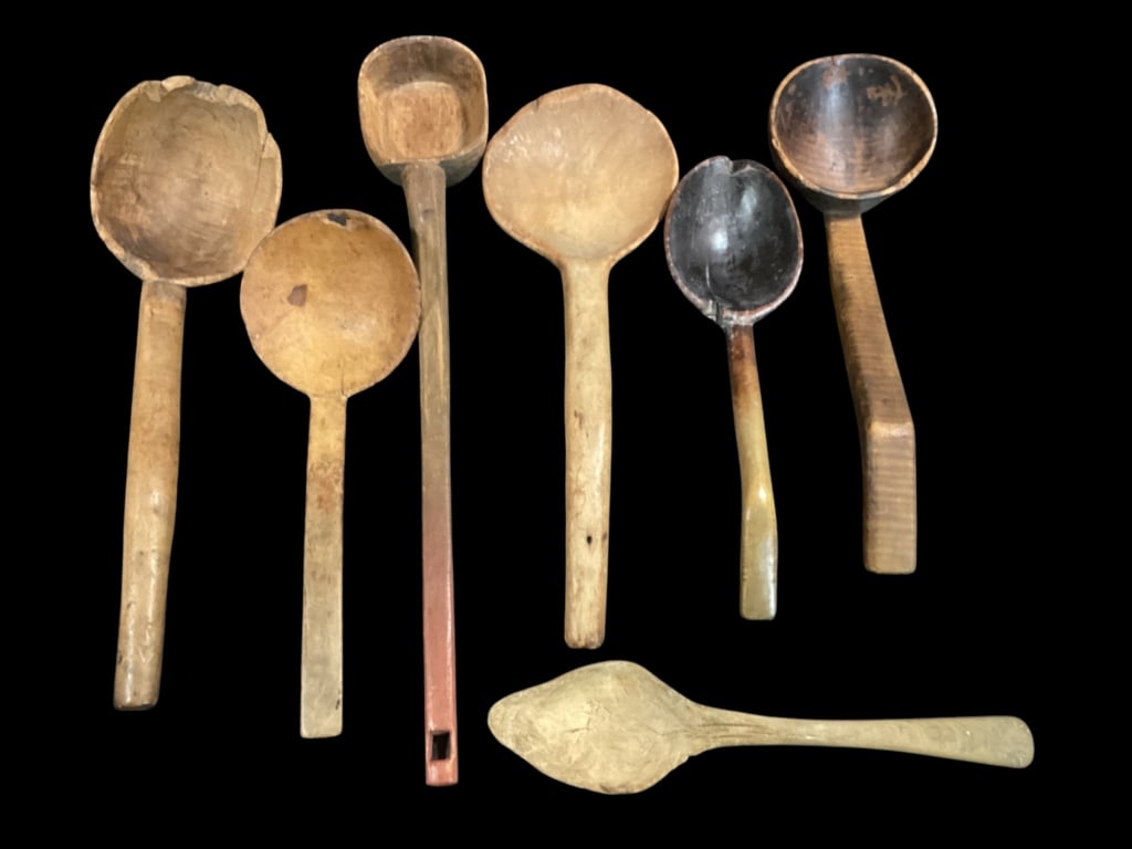 Treen  Ware Dippers, Spoons (1 of 5)
