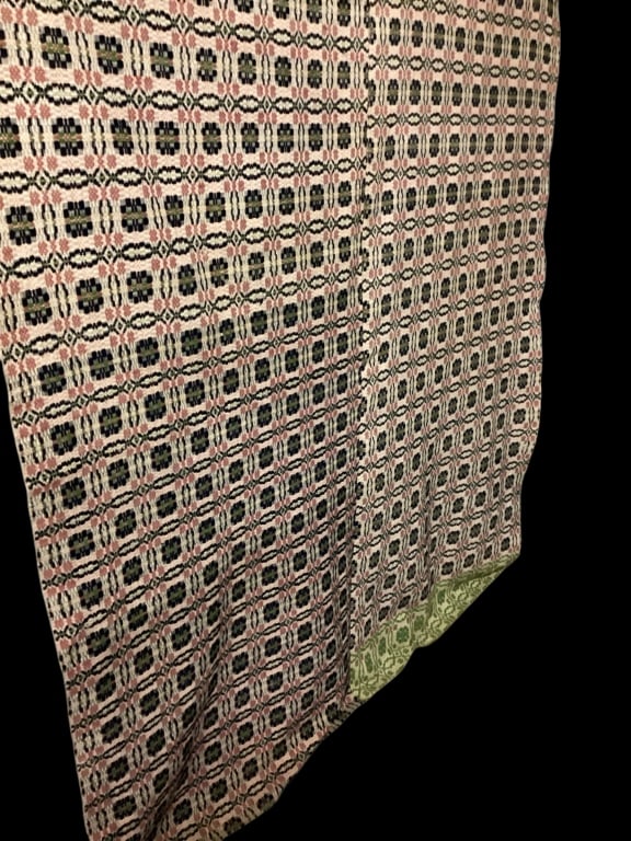 Tennessee Overshot Coverlet (1 of 5)