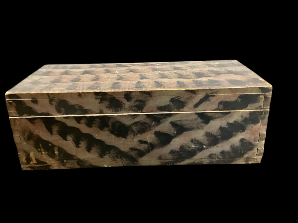 Smoke Decorated Folk Art Box (1 of 6)