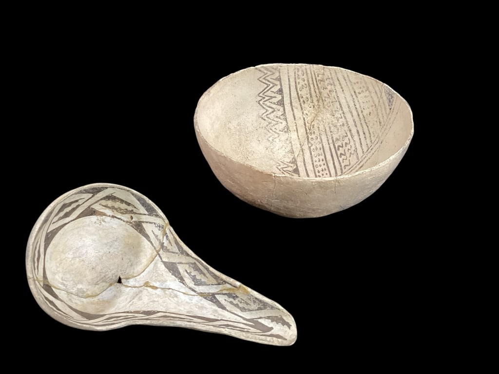 Two Anasazi Pottery Objects (1 of 9)