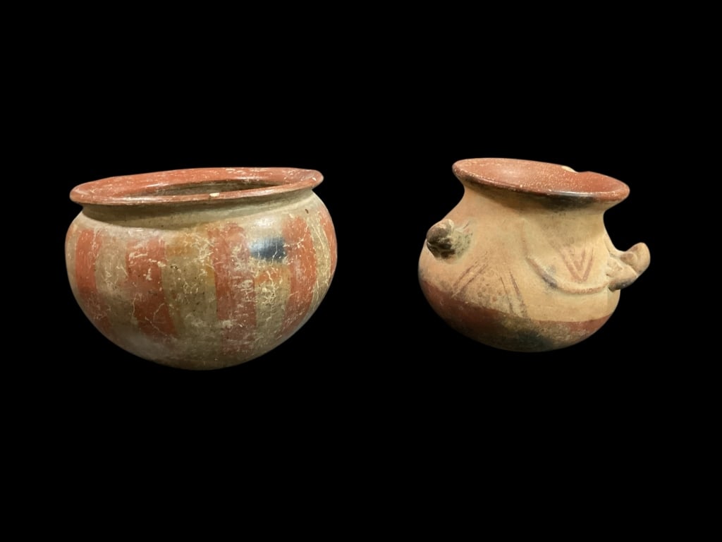 Two Red Ware Pottery Vessel (1 of 9)