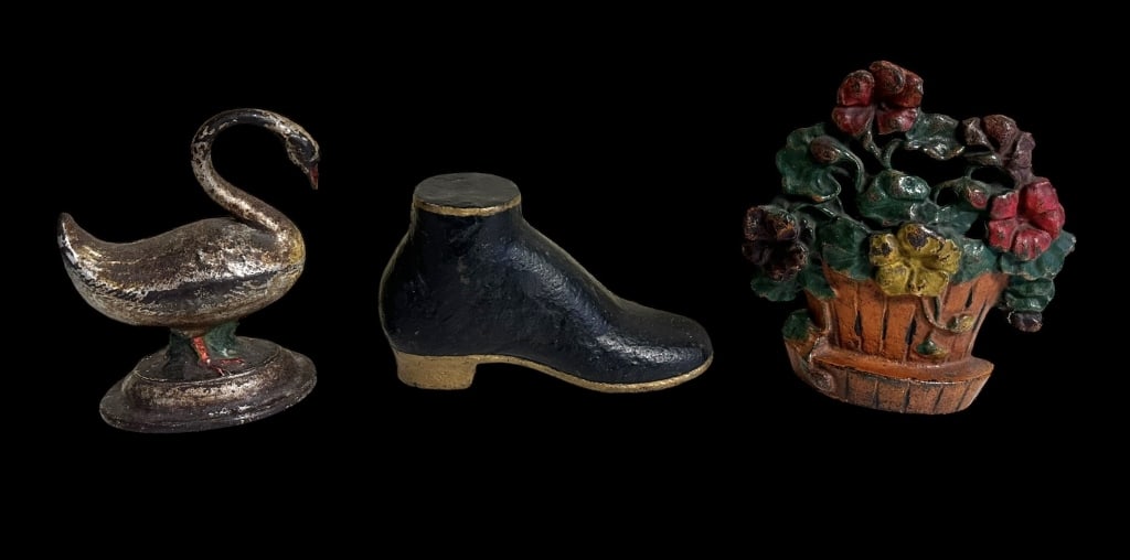 3 Assorted Cast Iron Antique Doorstops (1 of 6)