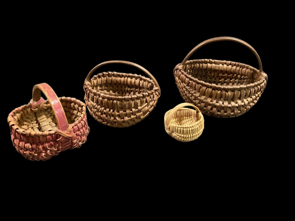 Four Miniature Baskets (1 of 7)