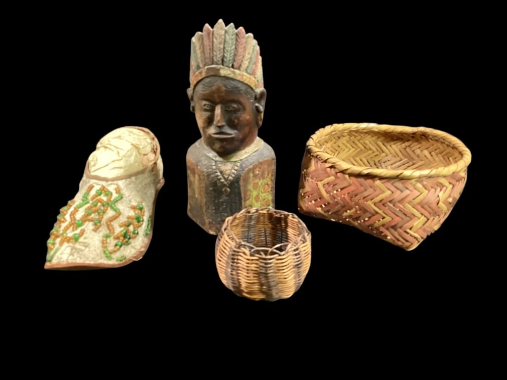 Indigenous Craft Articles (1 of 10)