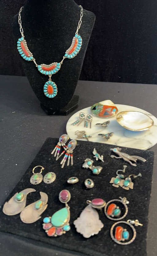 High quality vintage Southwest Collection (1 of 7)