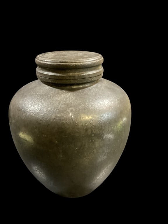 Japanese Tea Leaf Storage Jar (1 of 5)