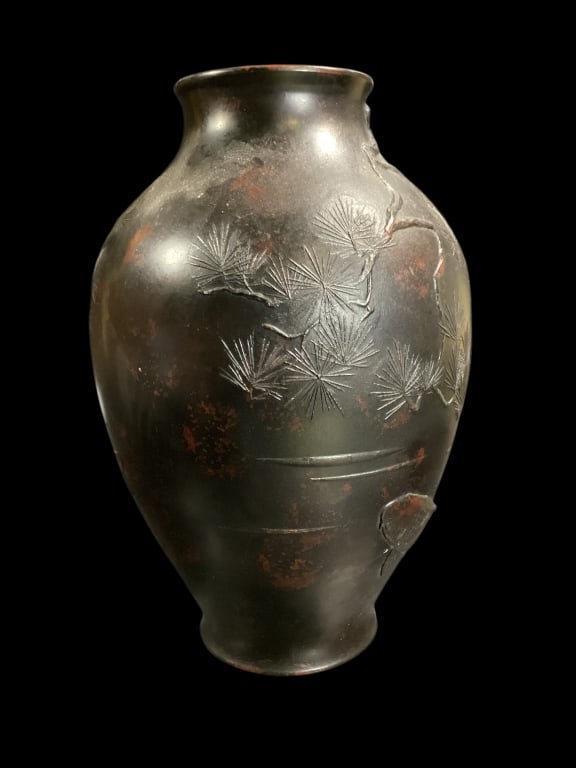 Japanese Bronze Vase (1 of 4)