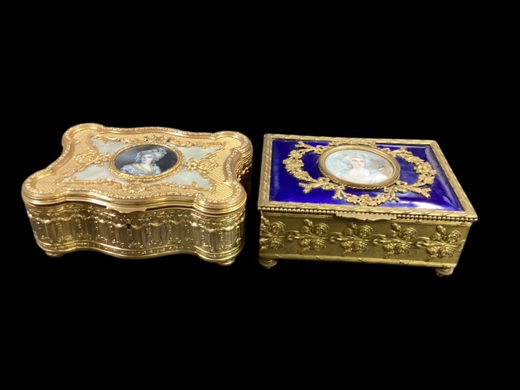 Two French Gilt Portrait Table Boxes (1 of 7)