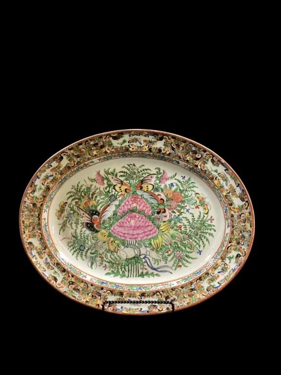 Famille Porcelain Platter (1 of 5)