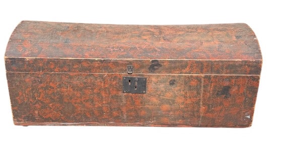 Dome Top Trunk (1 of 3)