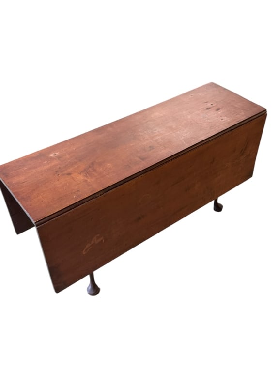 Period American Queen Drop Leaf (1 of 4)