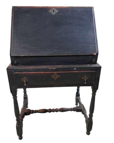 William & Mary Ladies Desk (1 of 9)