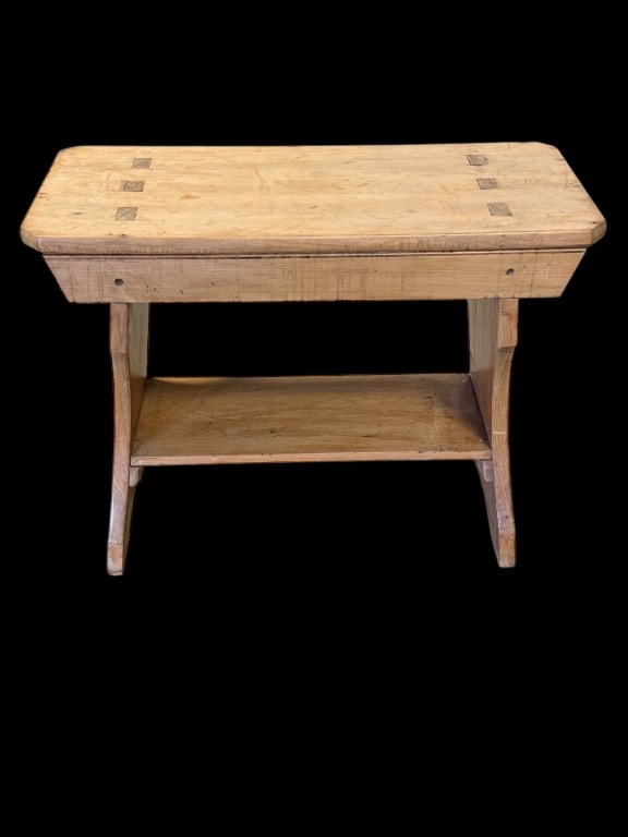 Maple Bucket Bench (1 of 3)