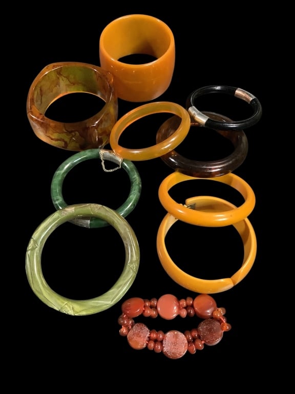 Collection of Vintage Bracelets (1 of 6)