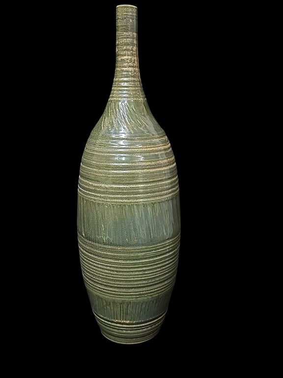 Charles Murphy Red Wing Decorator Line Vase (1 of 5)