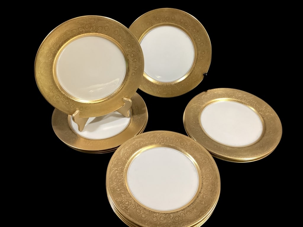 Set of 12, Wheeling China Plates (1 of 4)