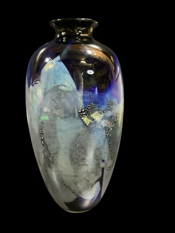 Studio Art Glass Vase (1 of 4)
