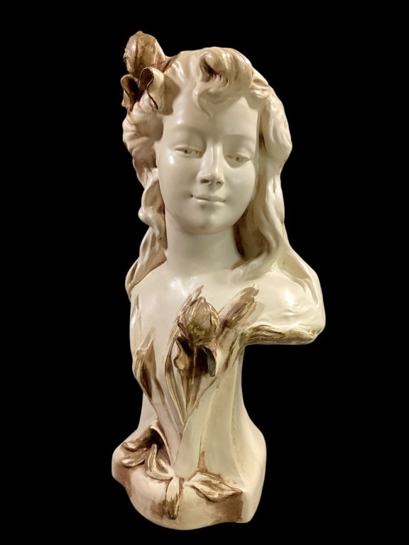 Art Nouveau Bust (1 of 5)