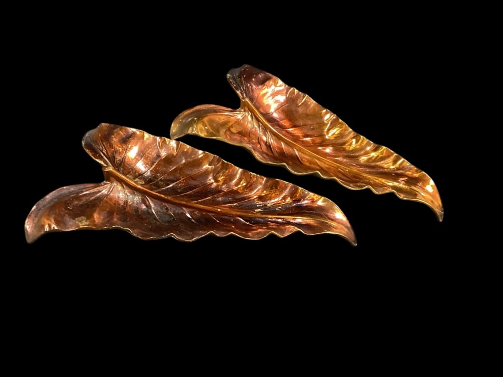 Pair Virginia Metalcrafters Leaf Trays (1 of 4)