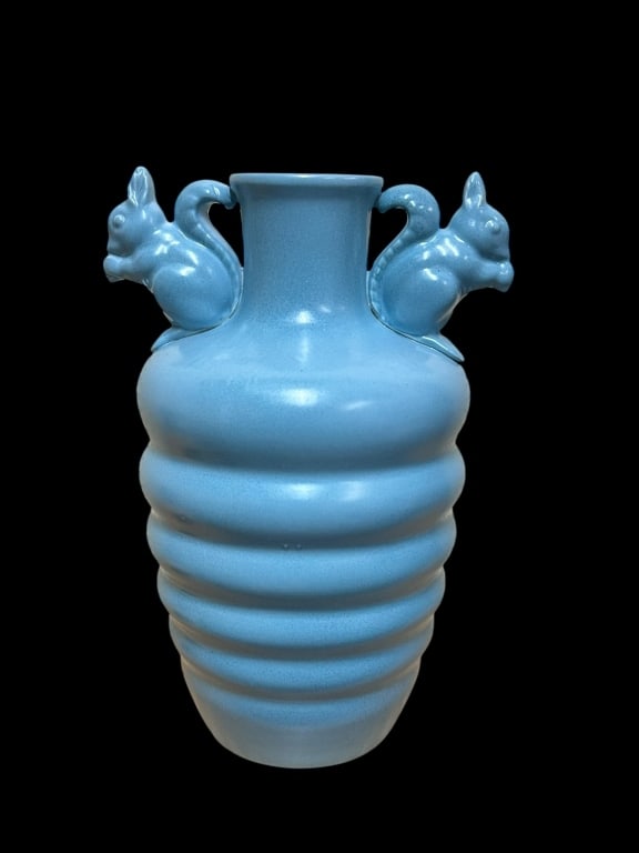 Stangl Pottery Squirrel Vase (1 of 6)