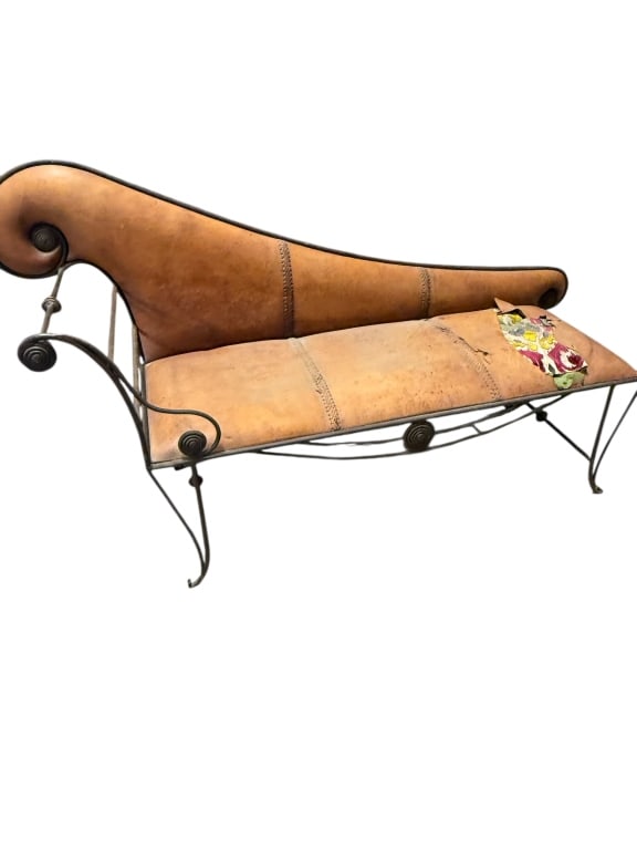 Vintage Iron Chaise Lounge (1 of 5)