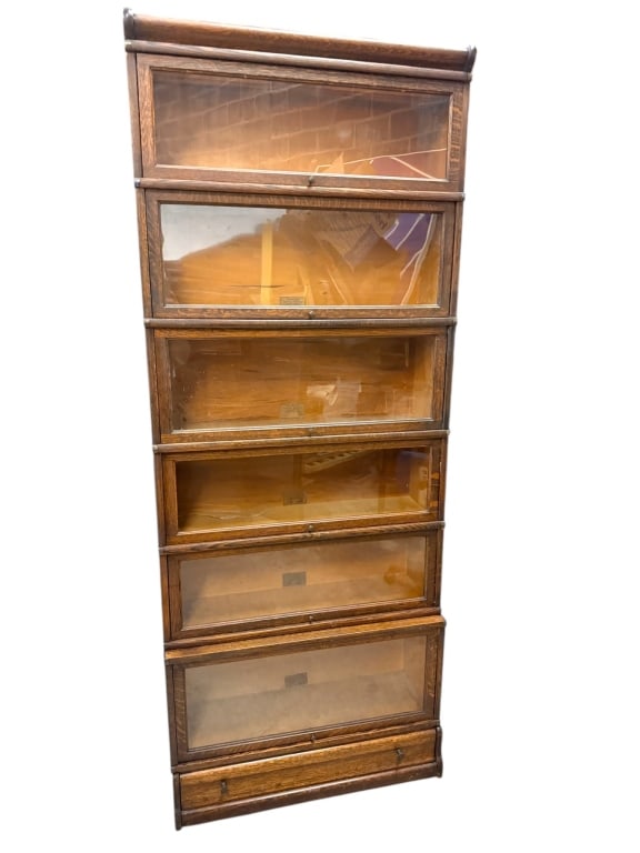 Globe-Wernicke Sectional Bookcase (1 of 12)