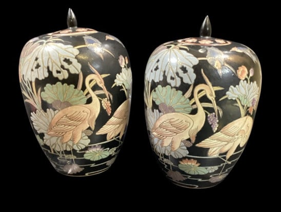 Near Pair Asian Ginger Jars (1 of 6)