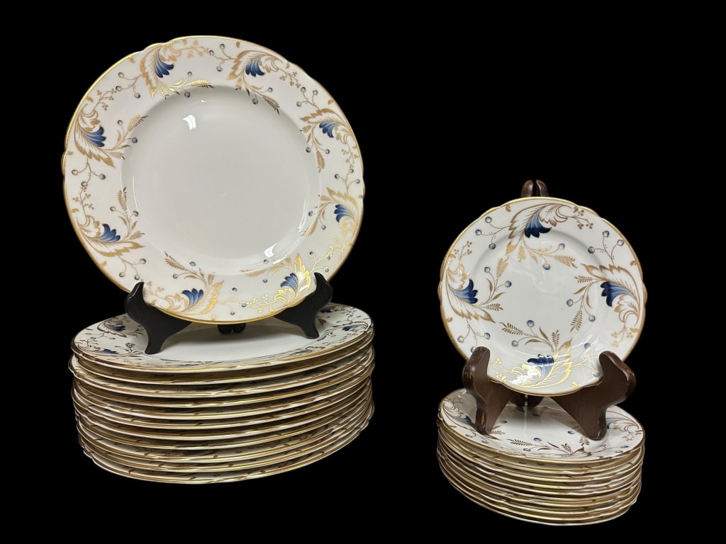 Gilt Decorated Copelands Grosvenor China: Pattern is ROYCE, including: (12) 10.5-inch dinner plates, (11) 6 inch bread plates..surface dirt and grime *need washing*, some gilt and paint wear, light scratches to surfaces from storage or utensi
