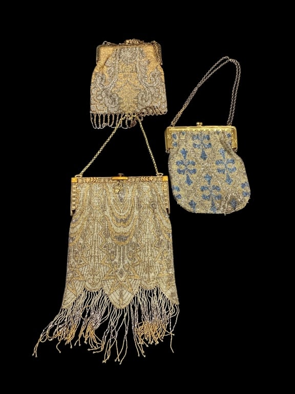 French Art Deco Fashion Wrist Purses (1 of 8)