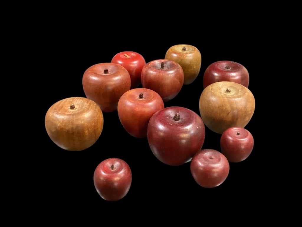 Carved Wooden Apples: A dozed wooden apples of various size, several in red paint. Great decoration pieces.