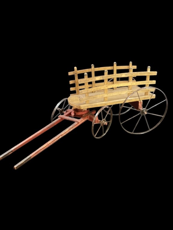 Salesman Sample or Toy Hay Wagon (1 of 6)