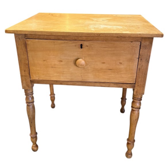 Maple Farmhouse One Drawer Stand (1 of 4)