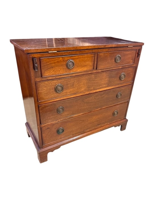 British Chippendale Bachelors Chest (1 of 5)