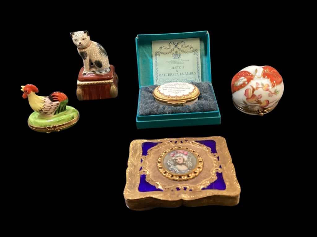 Trinket Boxes, Compact (1 of 8)