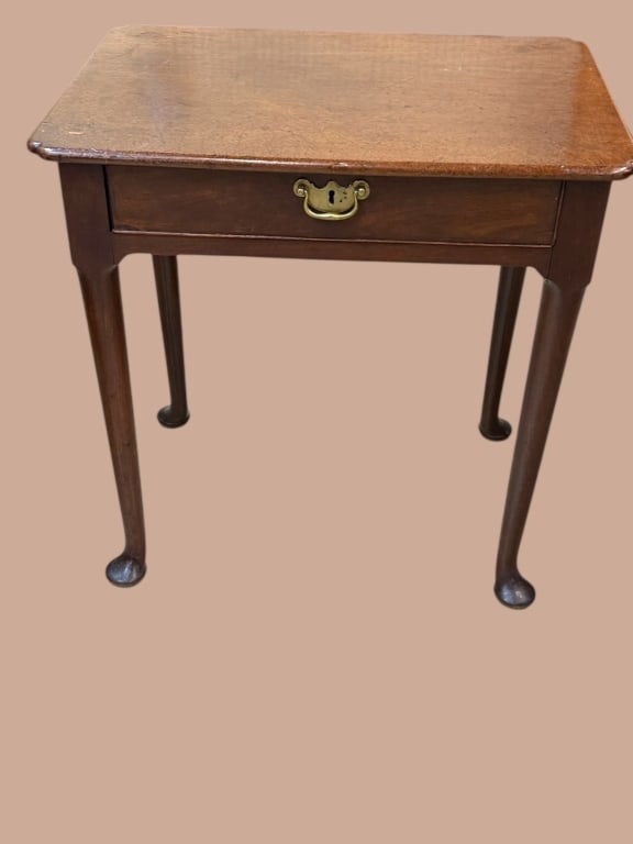 Diminutive Oak Queen Ann Dressing Table (1 of 4)
