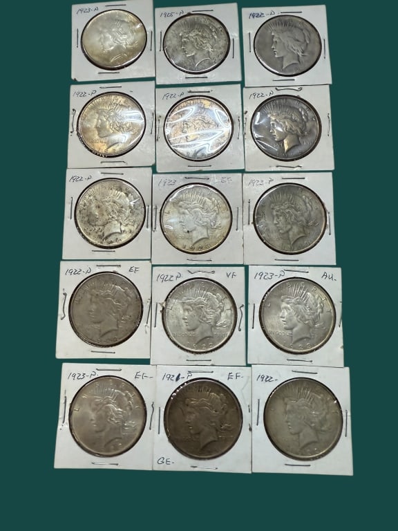 Group of 15 U.S. Silver Peace Dollars, 1922?1926 (1 of 8)