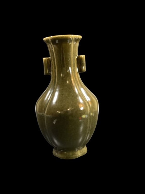Chinese Song Dynasty Porcelain Vase (1 of 5)