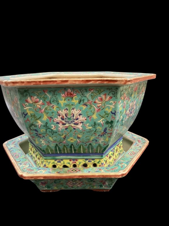 Famille Porcelain Jardiniere on Stand: Six sided famille Rose Jardiniere with fitted stand. 8 inches tall( with stand) . Lovely enamel work overall. 19 th century. * interior use stains