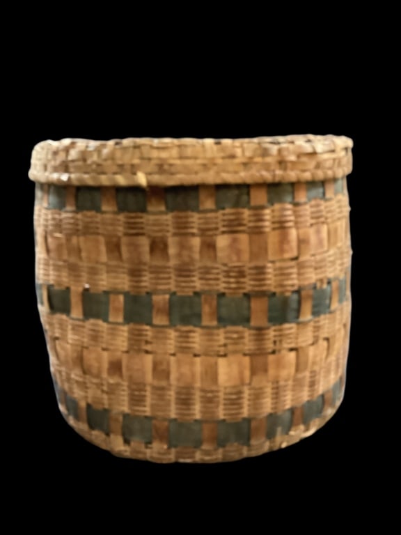 Vintage Penobscot Indian Basket (1 of 6)