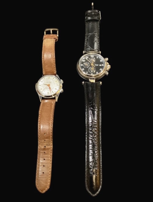 Two Vintage Wrist Watches: Stayer Noir Automatic, 27 Jewel black calendar Watch, leather band in black. De Witt Brevet 17 jewel, Swiss MadeNumber dial, brown leather band