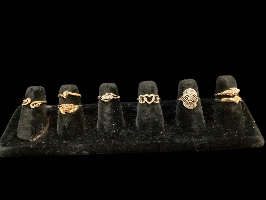 Eight 10 k Gold Rings (1 of 6)