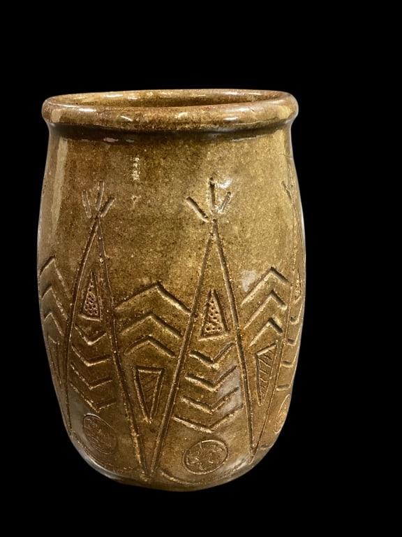 Southern Pottery Jar,  Attributed to Arie Meaders (1 of 5)