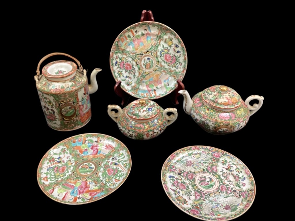 Famille Porcelain (1 of 8)