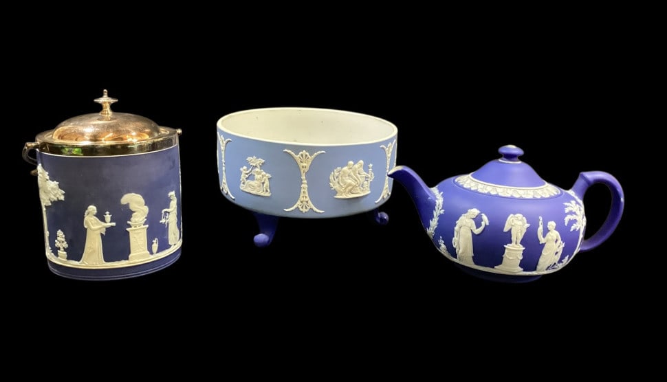 Wedgwood Jasperware (1 of 6)